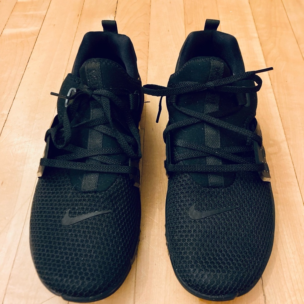 Nike Free Metcon 2 gym shoes in all black - size 9